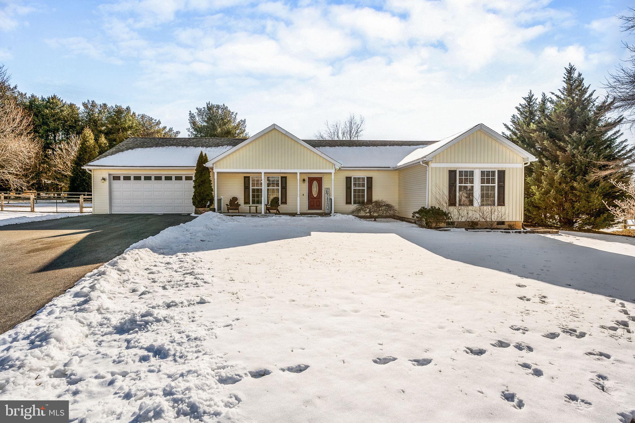 NANSFIELD HUNT - Residential