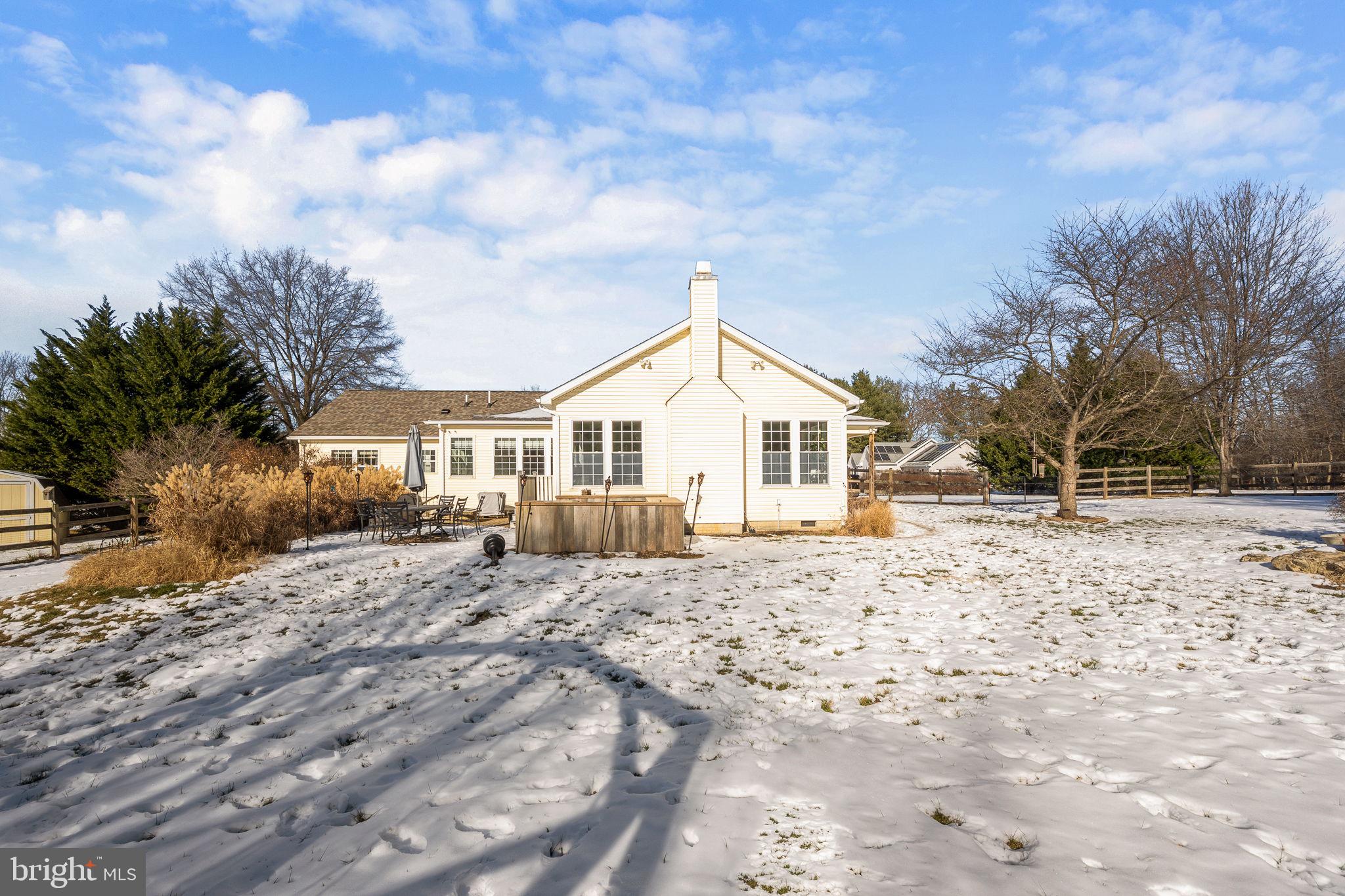 NANSFIELD HUNT - Residential