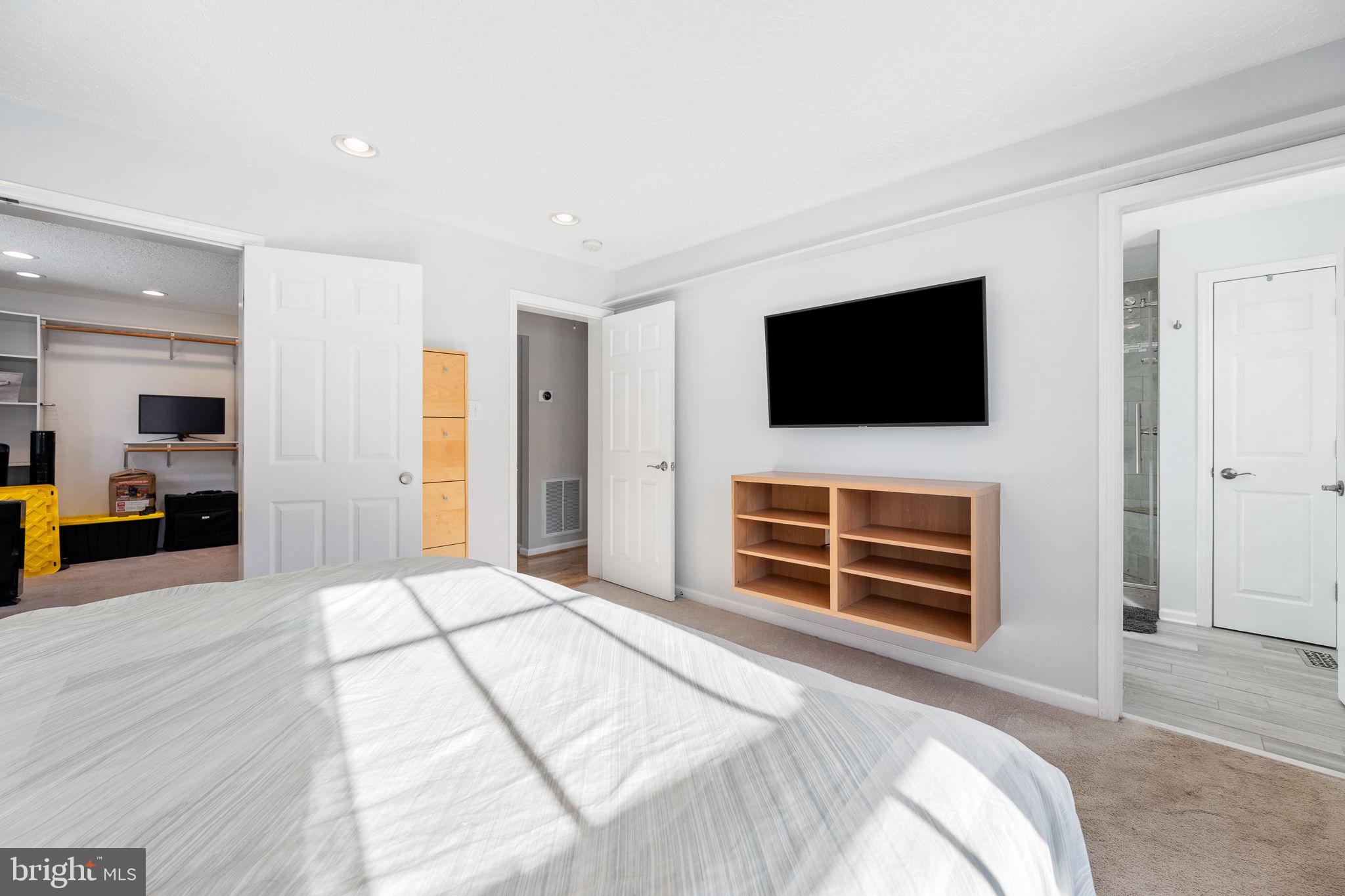 NANSFIELD HUNT - Residential