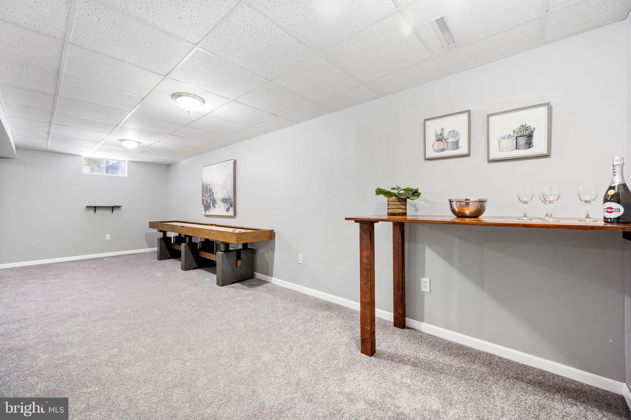 NANSFIELD HUNT - Residential