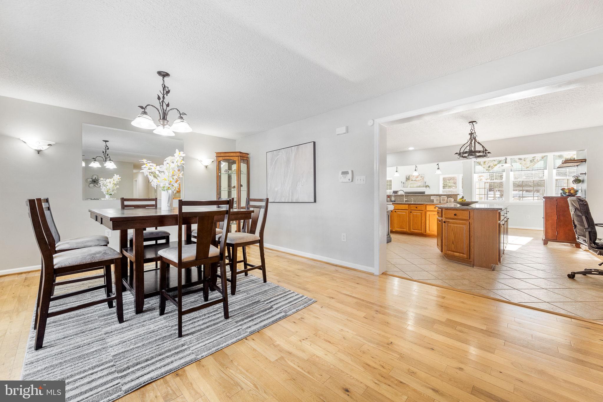 NANSFIELD HUNT - Residential