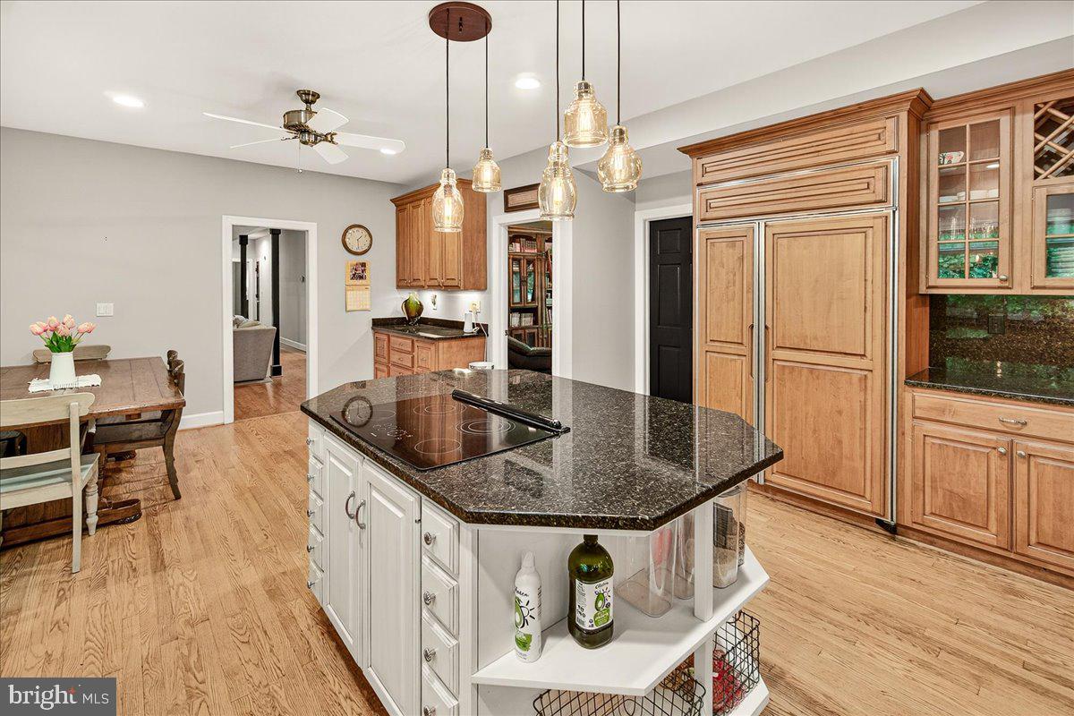 THISTLEDOWN - Residential