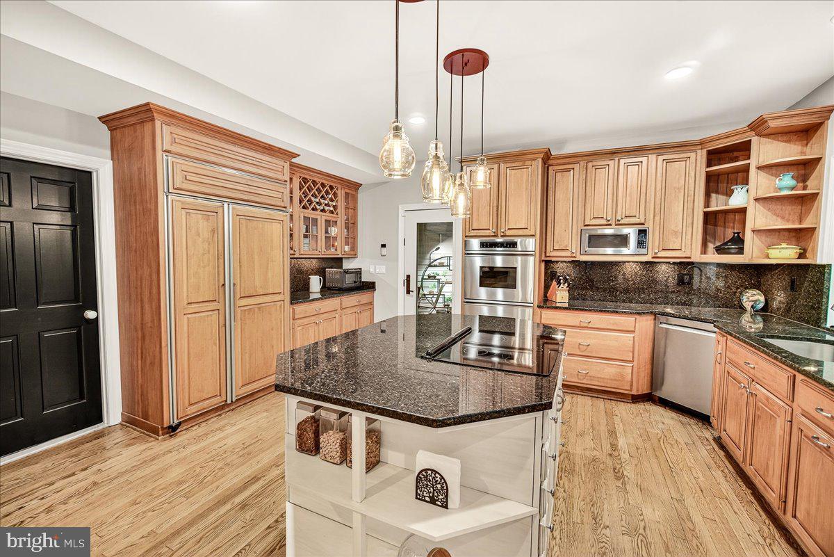 THISTLEDOWN - Residential