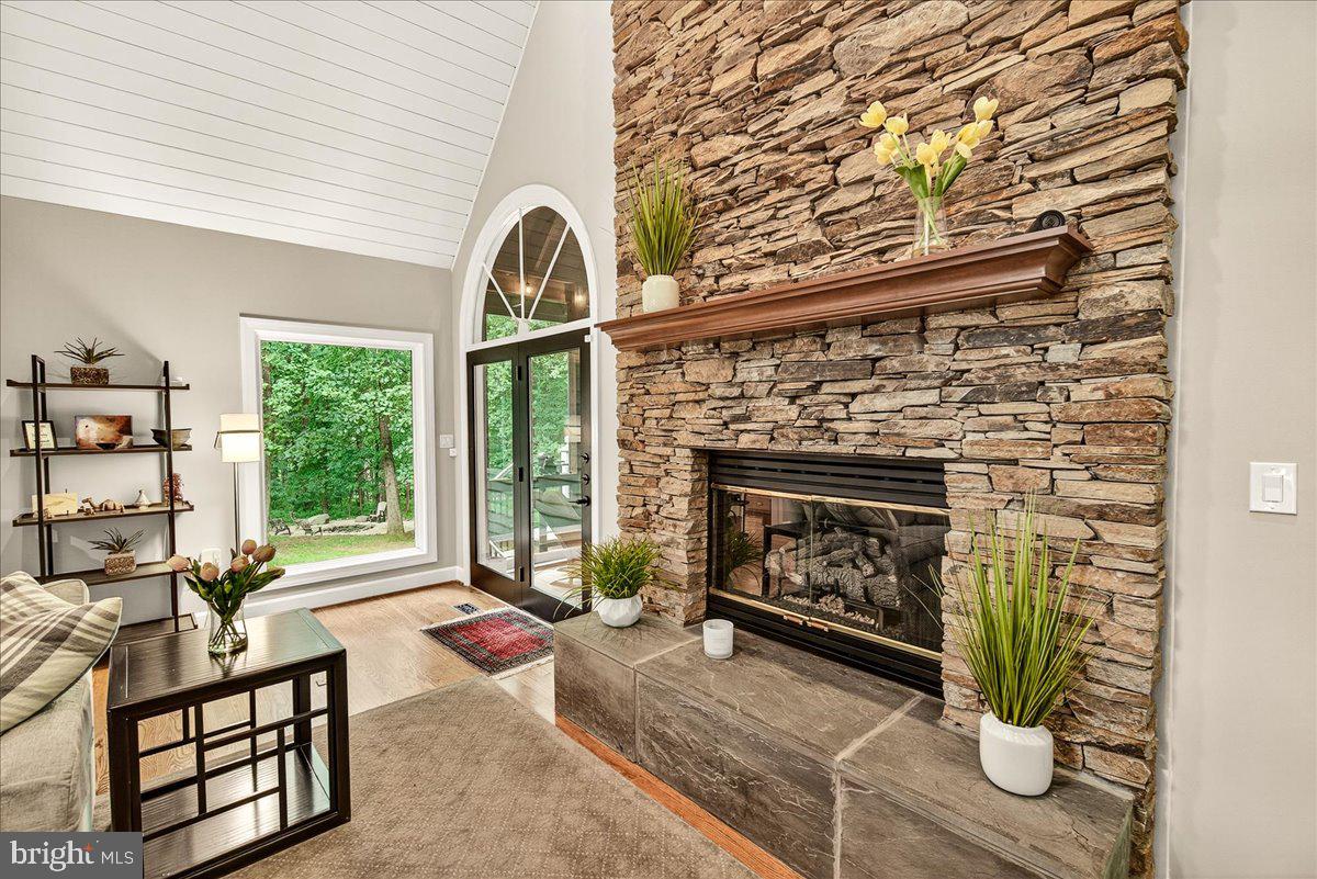 THISTLEDOWN - Residential