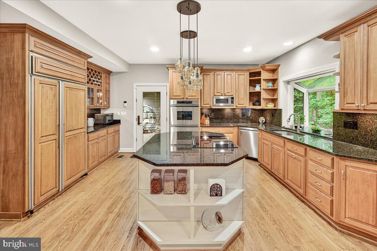 THISTLEDOWN - Residential