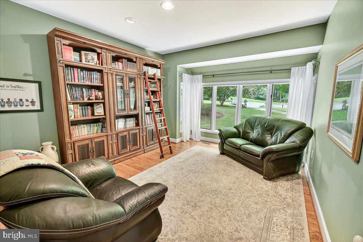 THISTLEDOWN - Residential