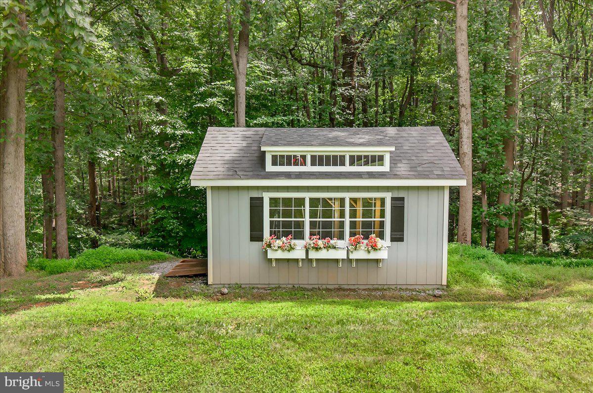 THISTLEDOWN - Residential