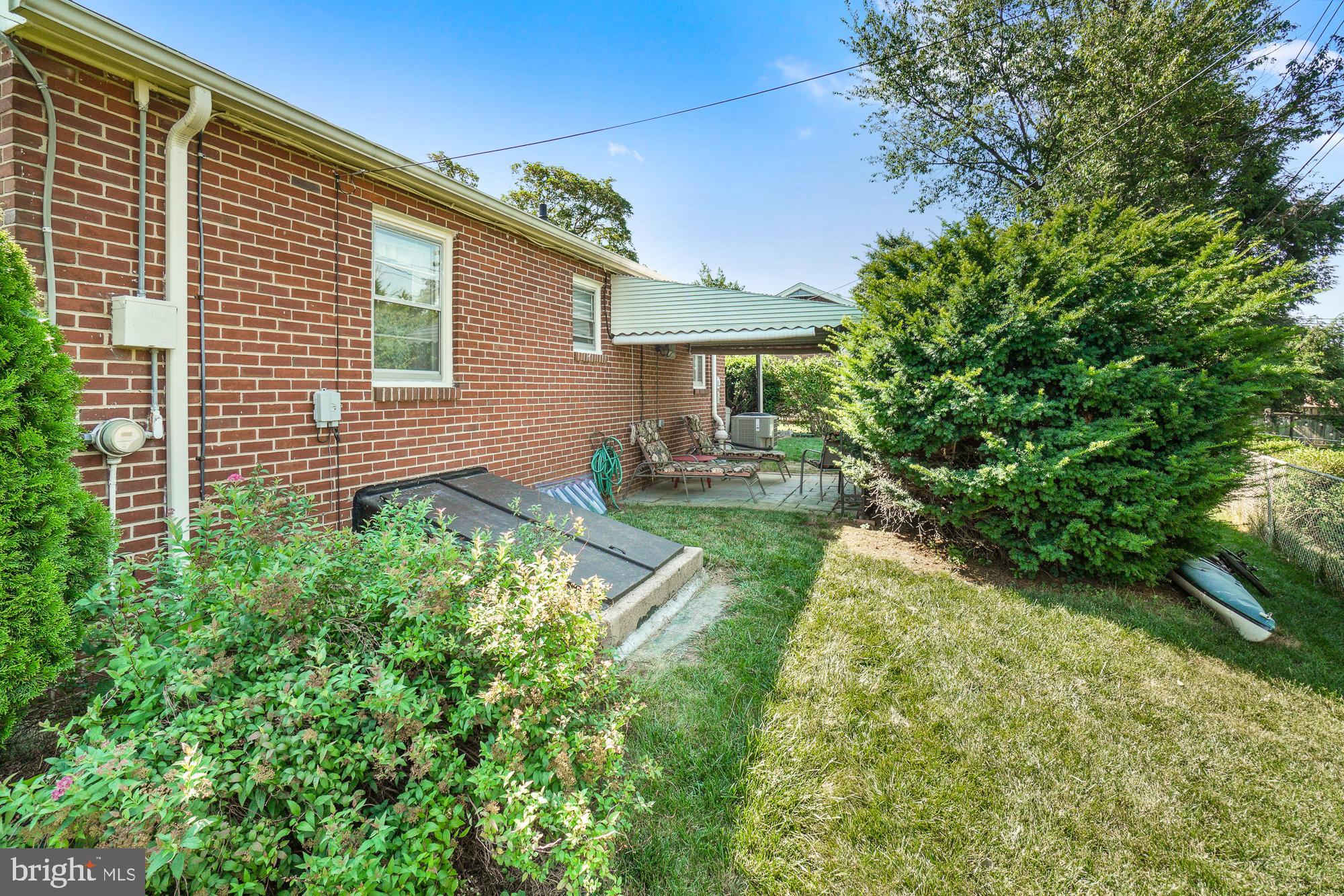 MONOCACY VILLAGE - Residential