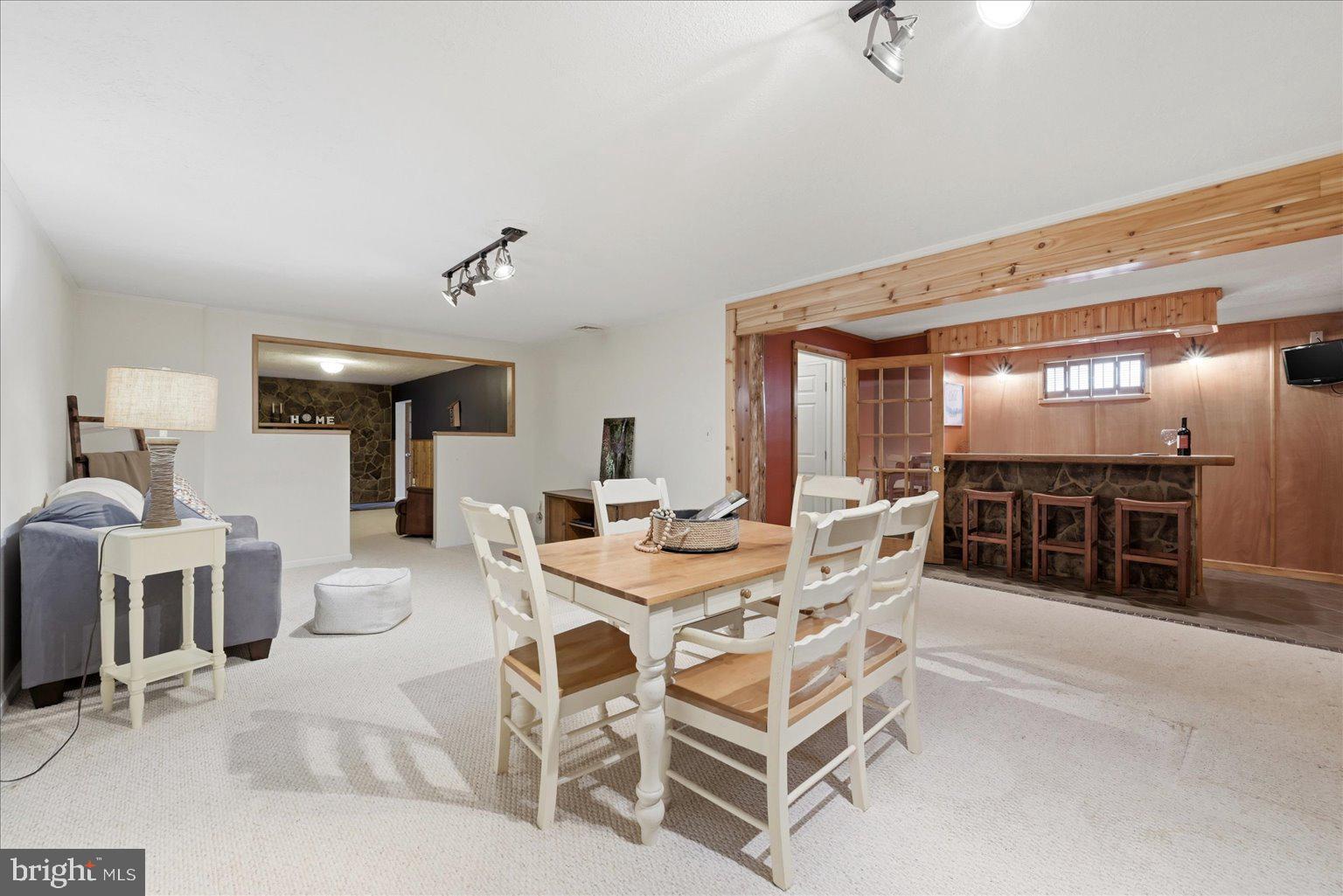 OLD RUSSELL FARM - Residential