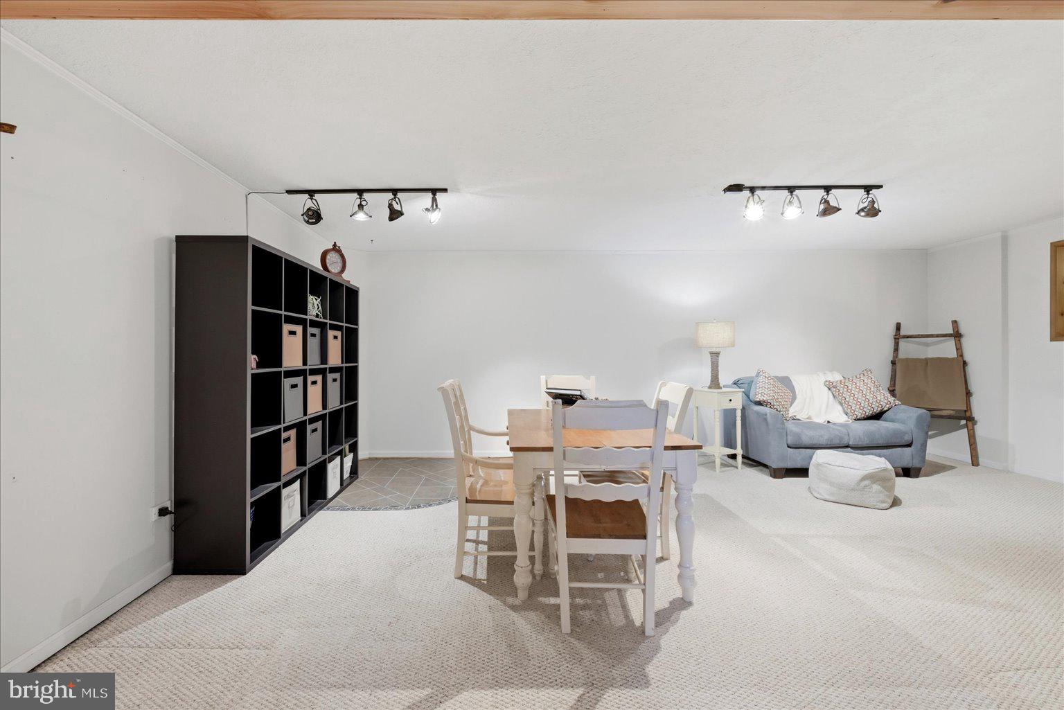 OLD RUSSELL FARM - Residential