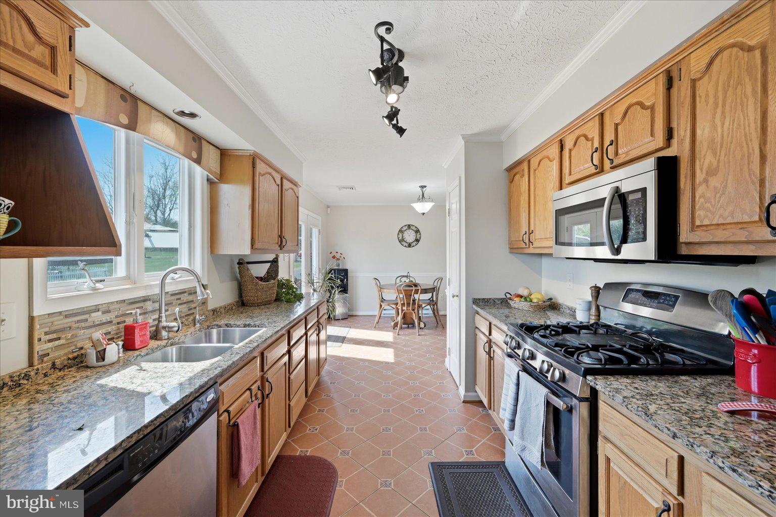 OLD RUSSELL FARM - Residential