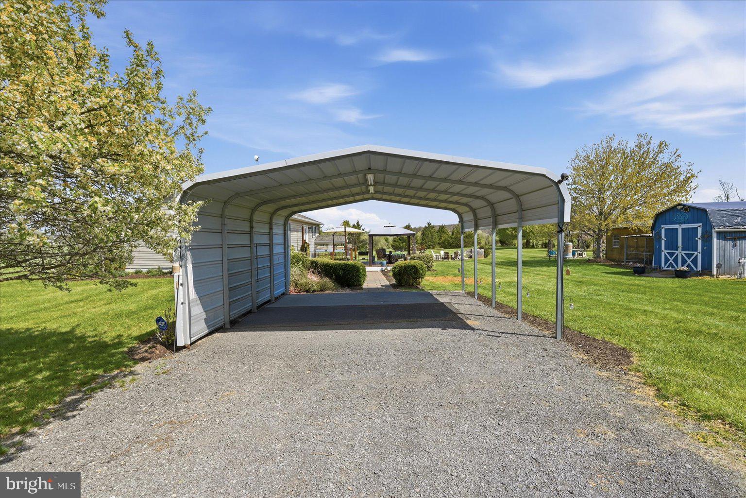 OLD RUSSELL FARM - Residential