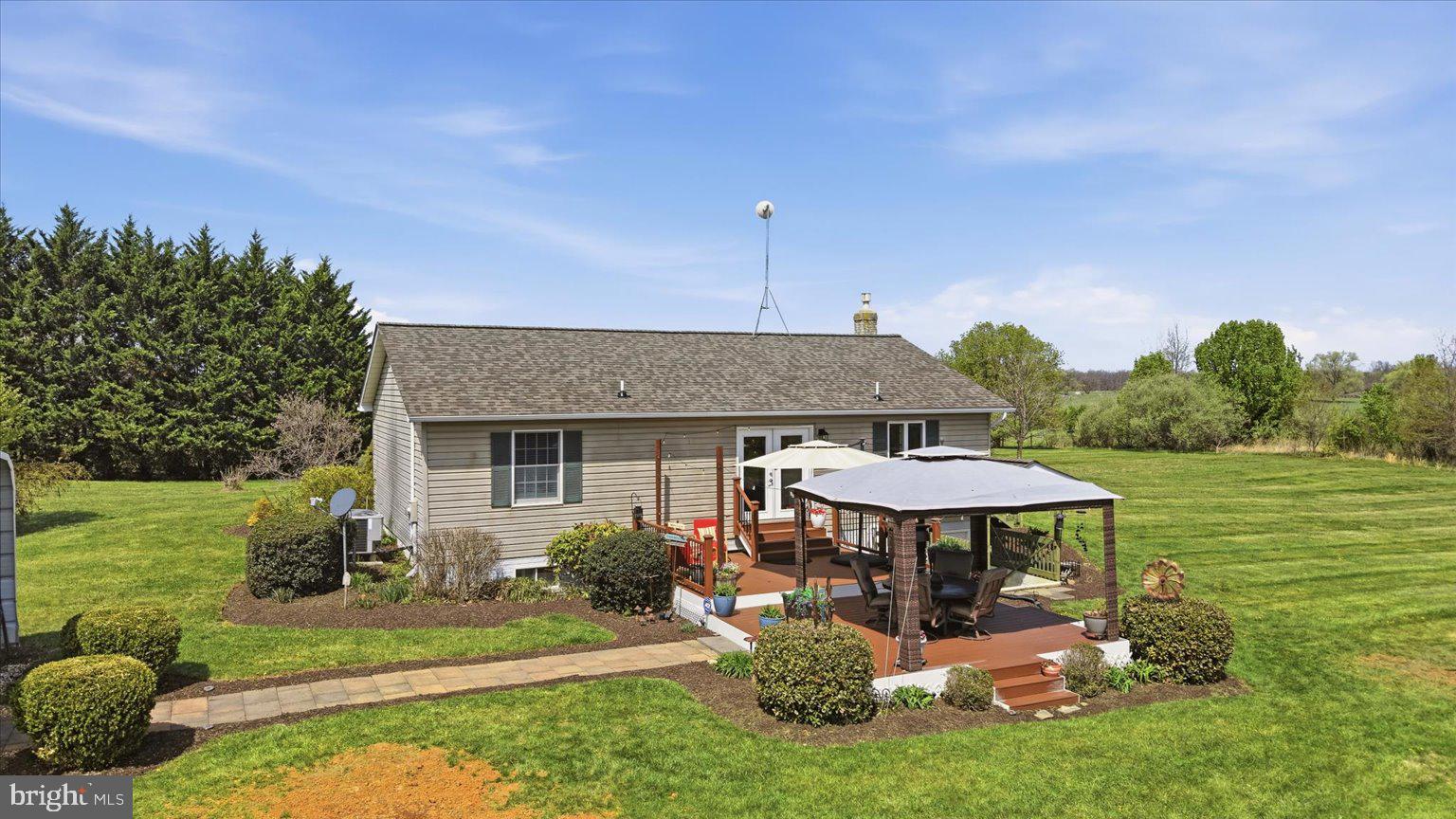 OLD RUSSELL FARM - Residential