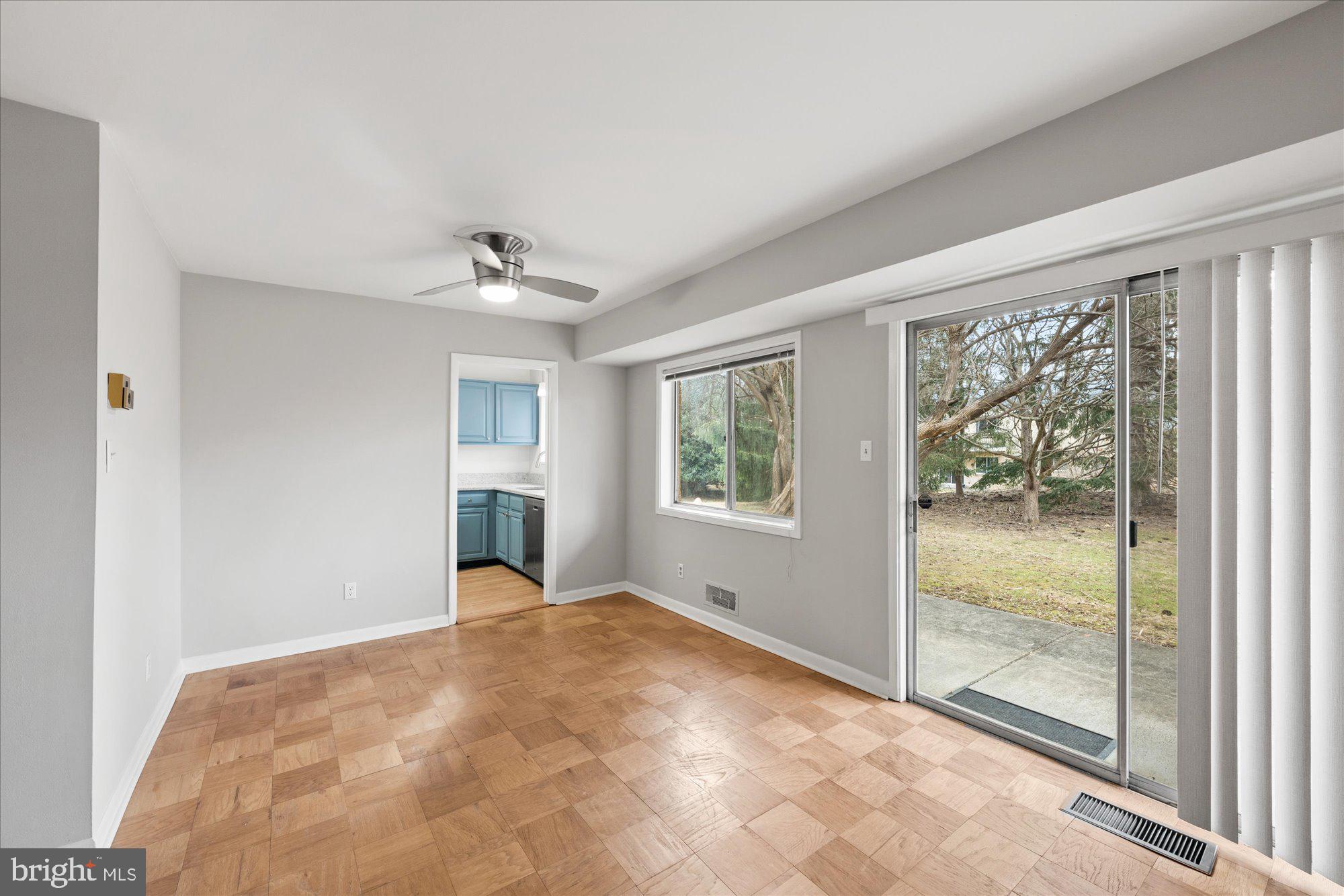 10624 MONTROSE AVENUE M 103