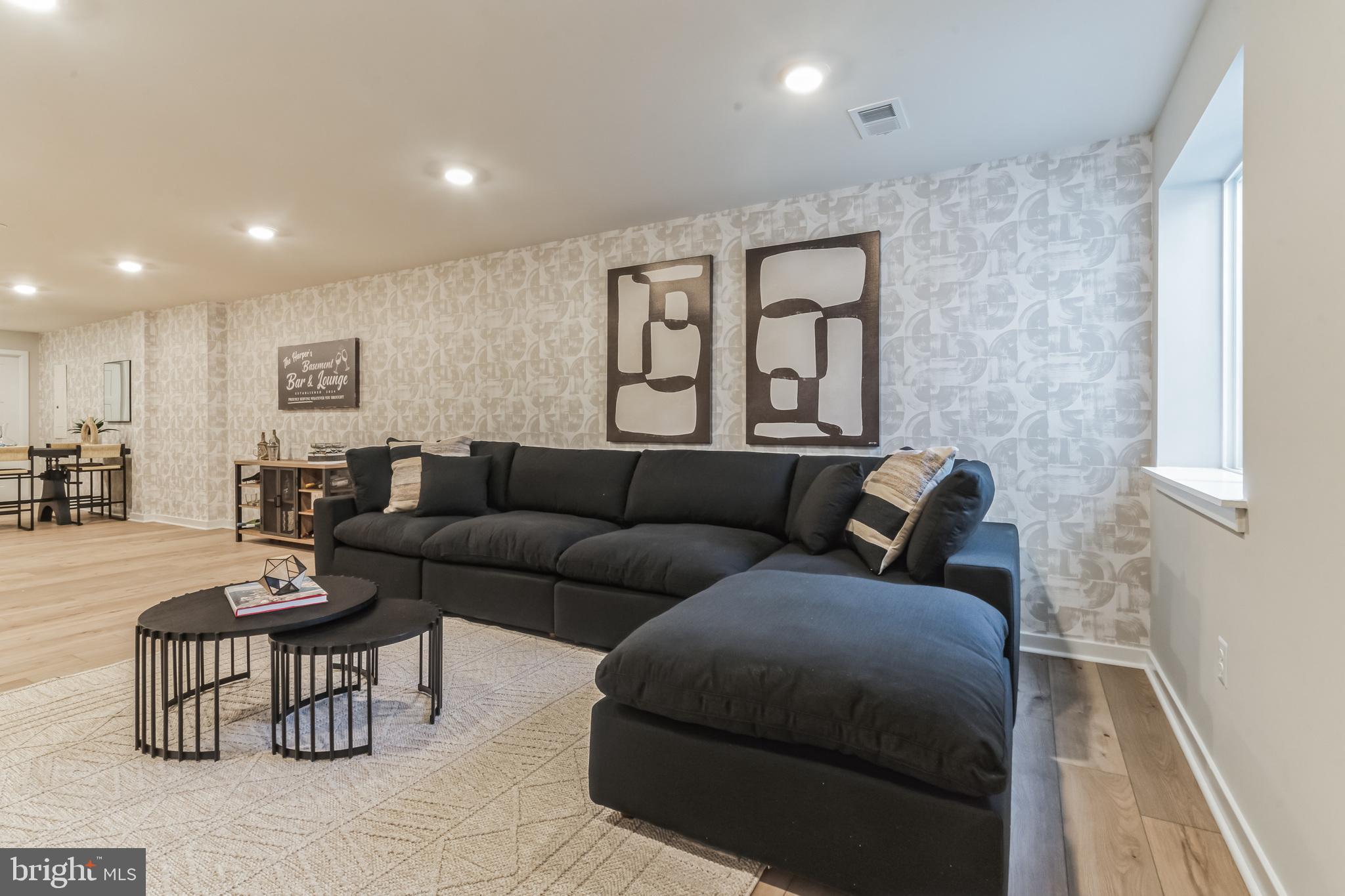 GILBERT MEADOWS - Residential