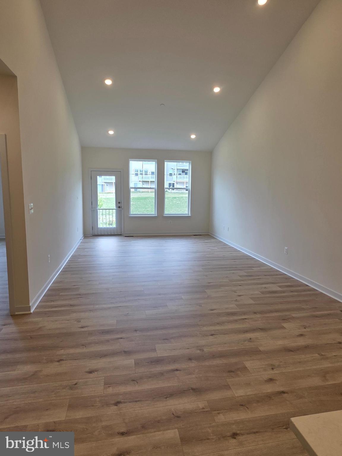 GILBERT MEADOWS - Residential