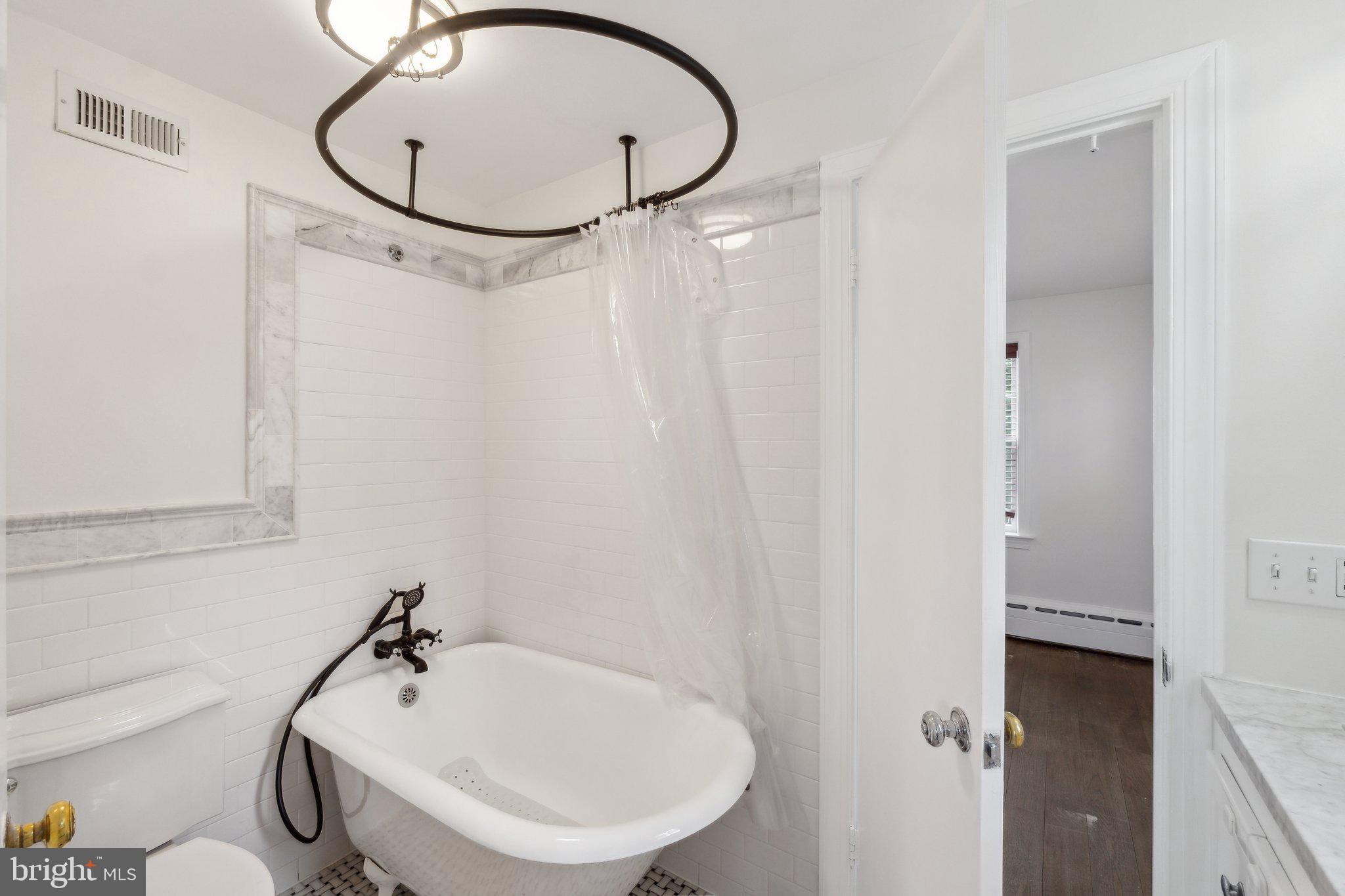 ORCHARDALE - Residential Lease