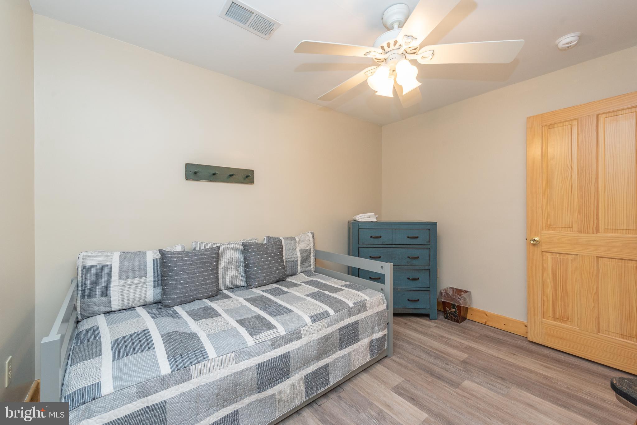 GALLATIN WOODS - Residential