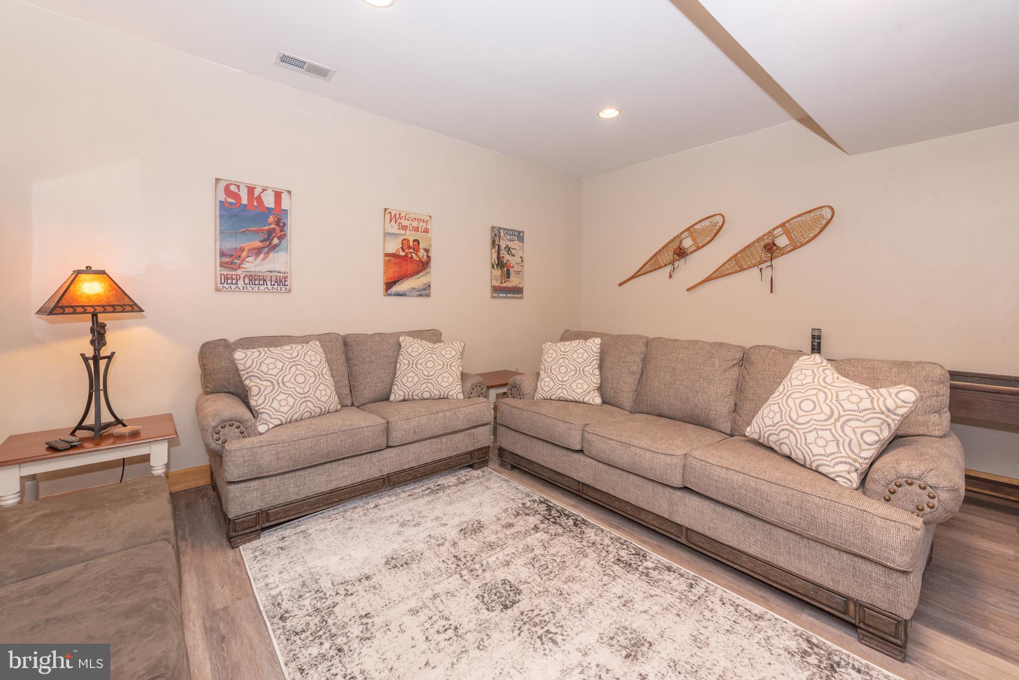 GALLATIN WOODS - Residential