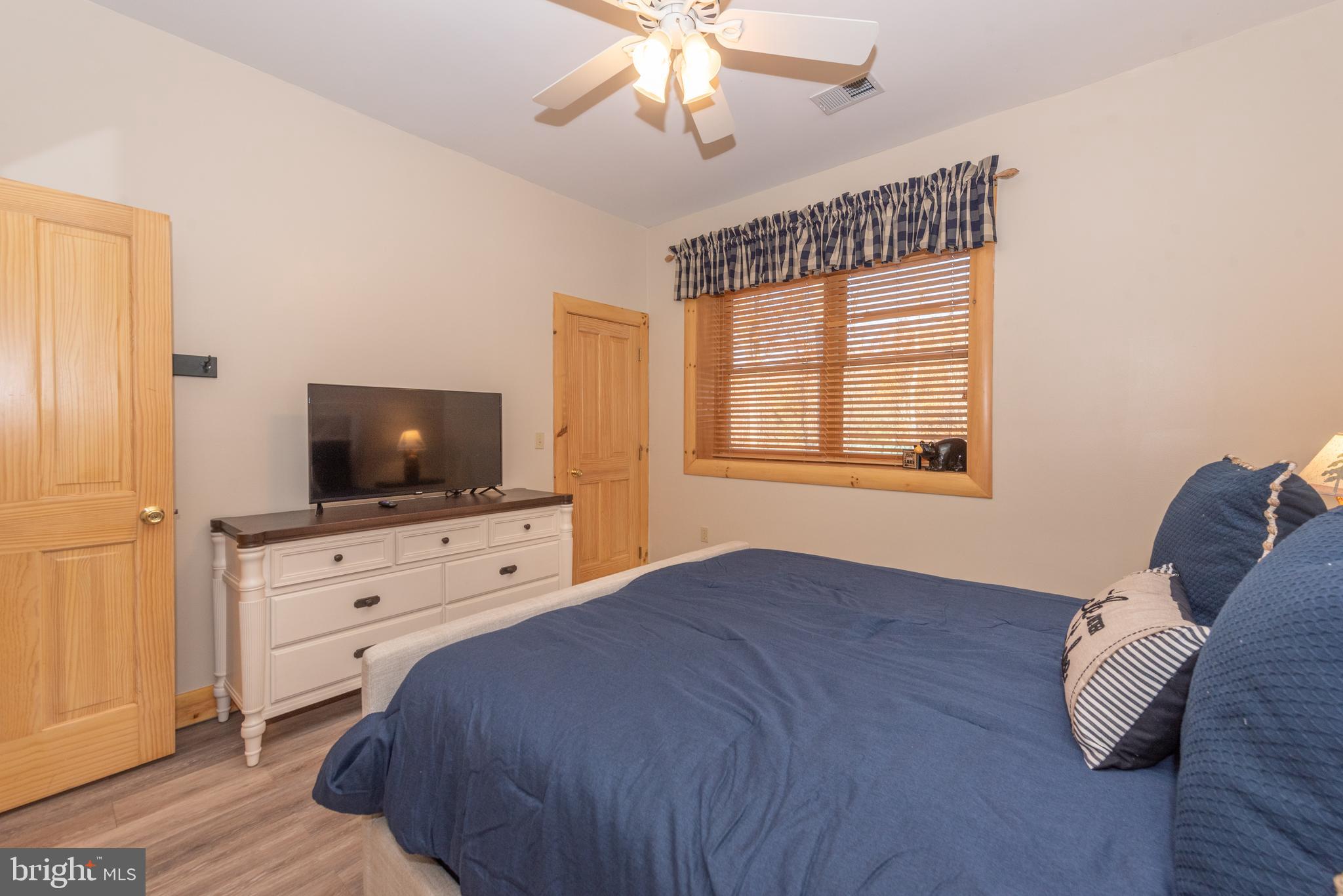 GALLATIN WOODS - Residential