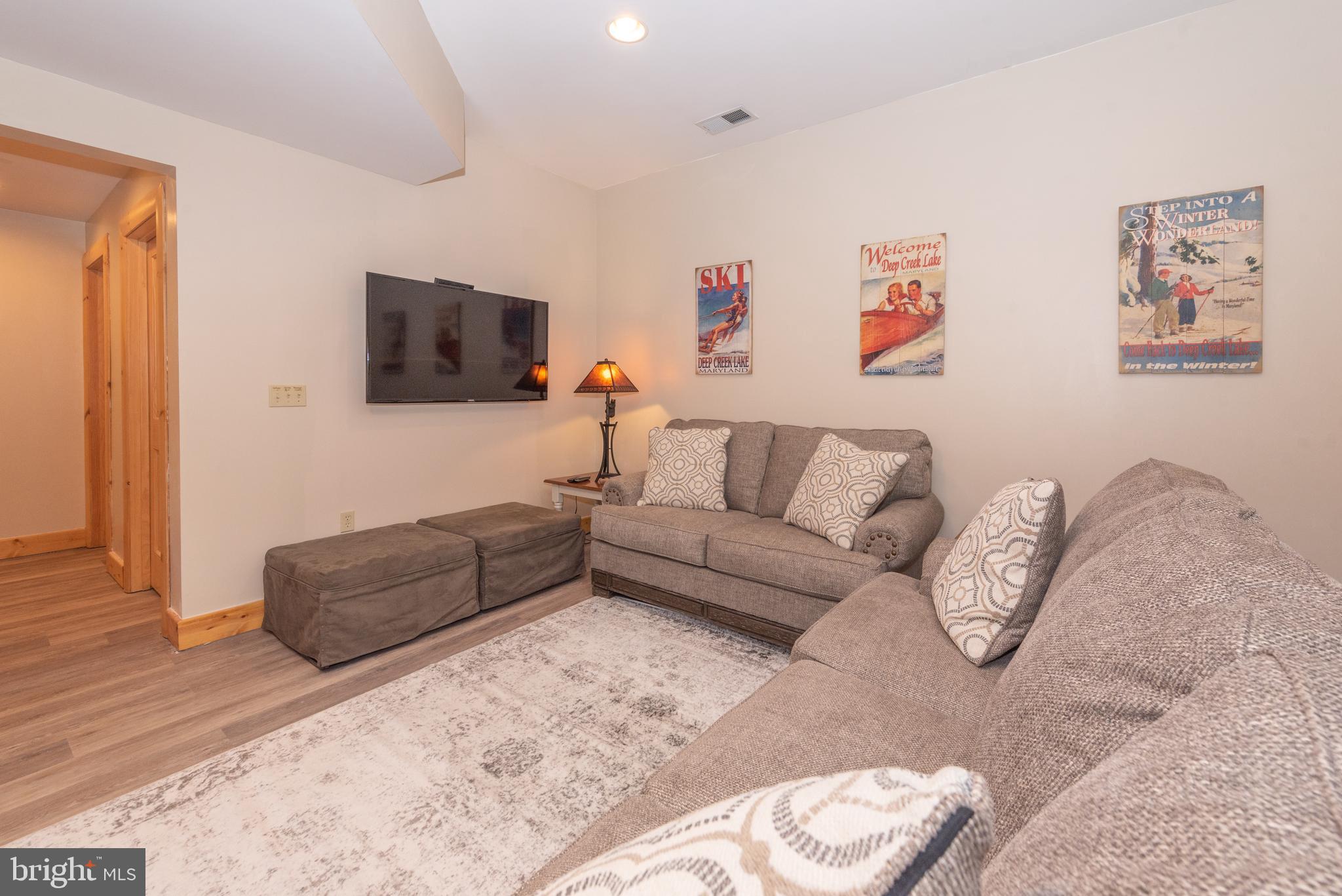 GALLATIN WOODS - Residential