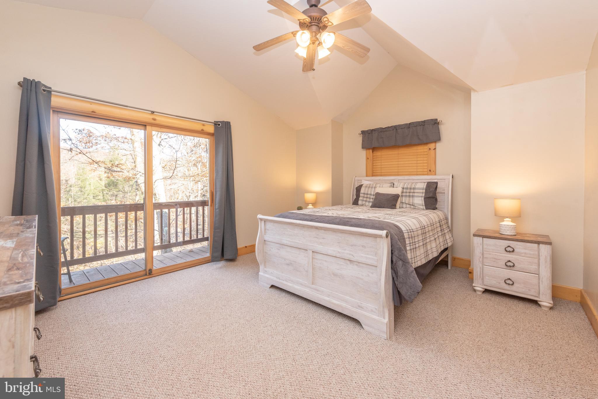 GALLATIN WOODS - Residential