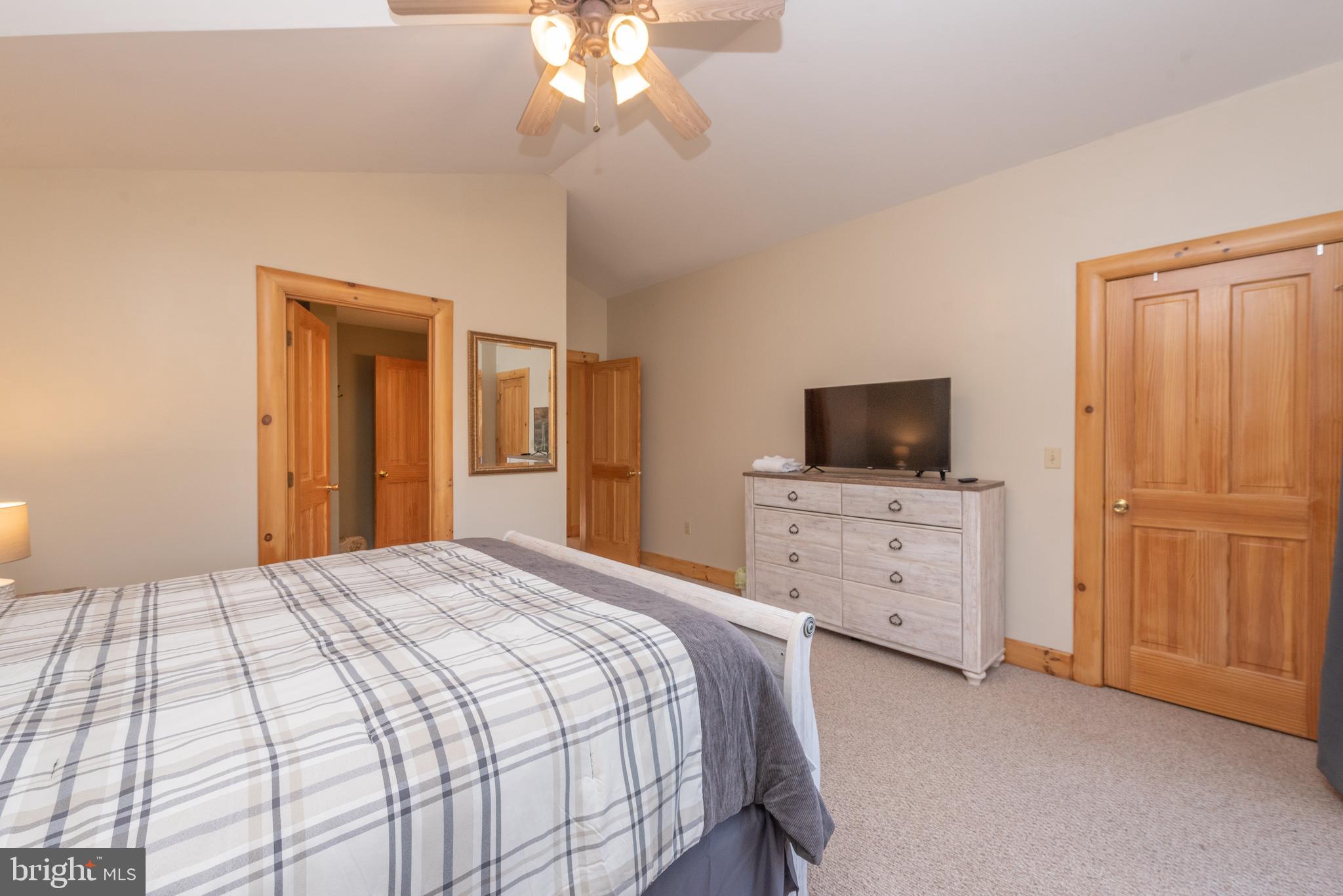 GALLATIN WOODS - Residential