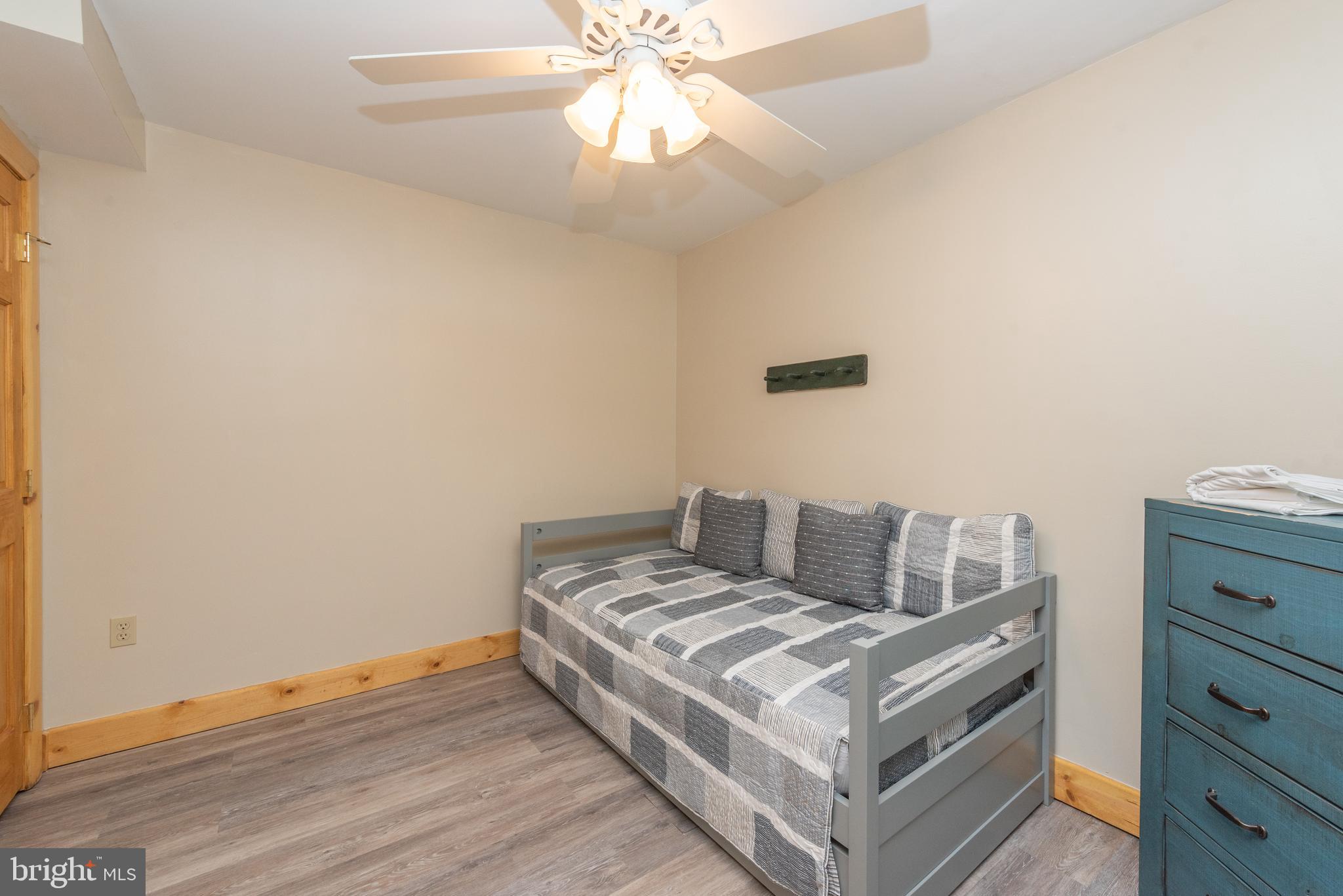 GALLATIN WOODS - Residential