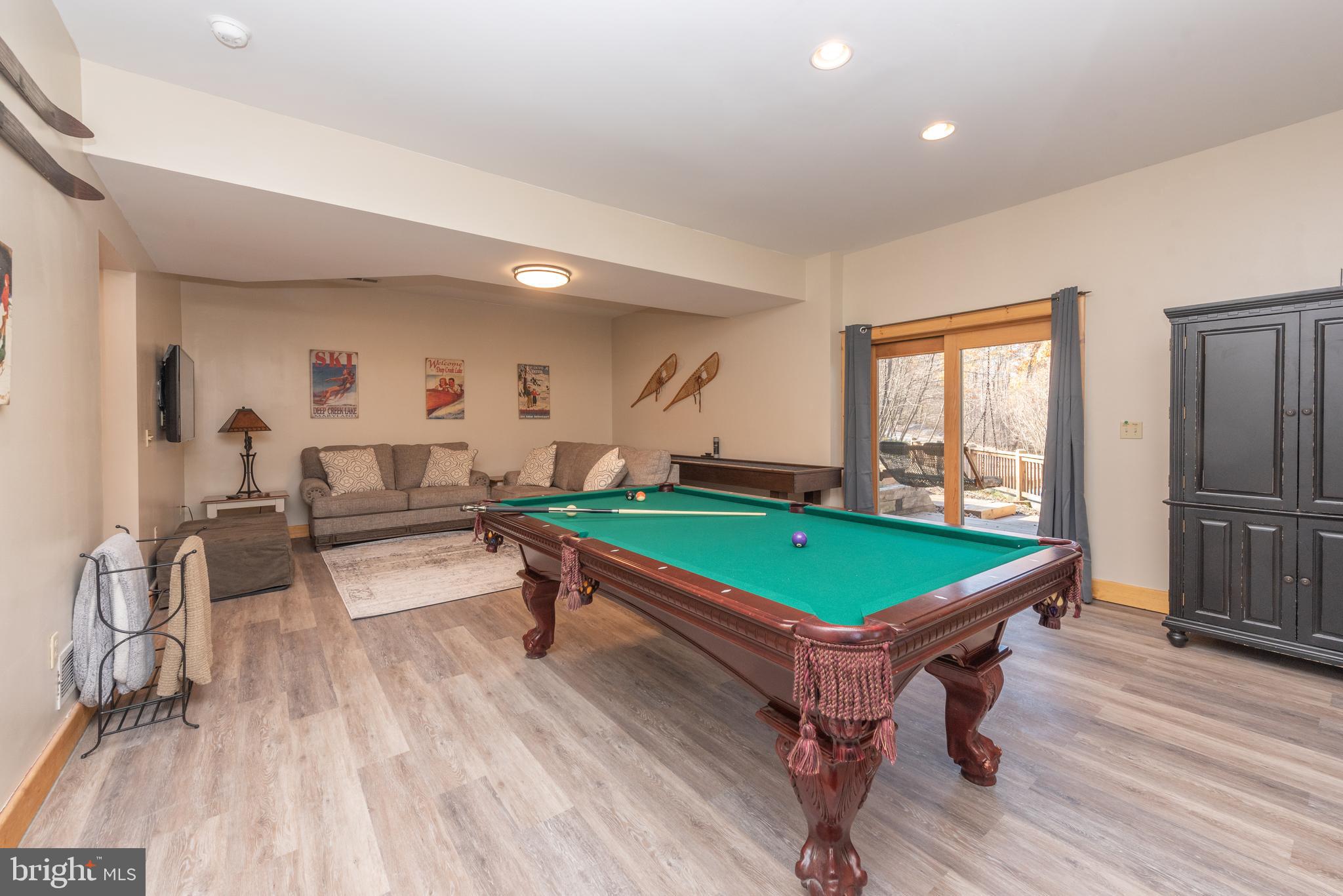 GALLATIN WOODS - Residential