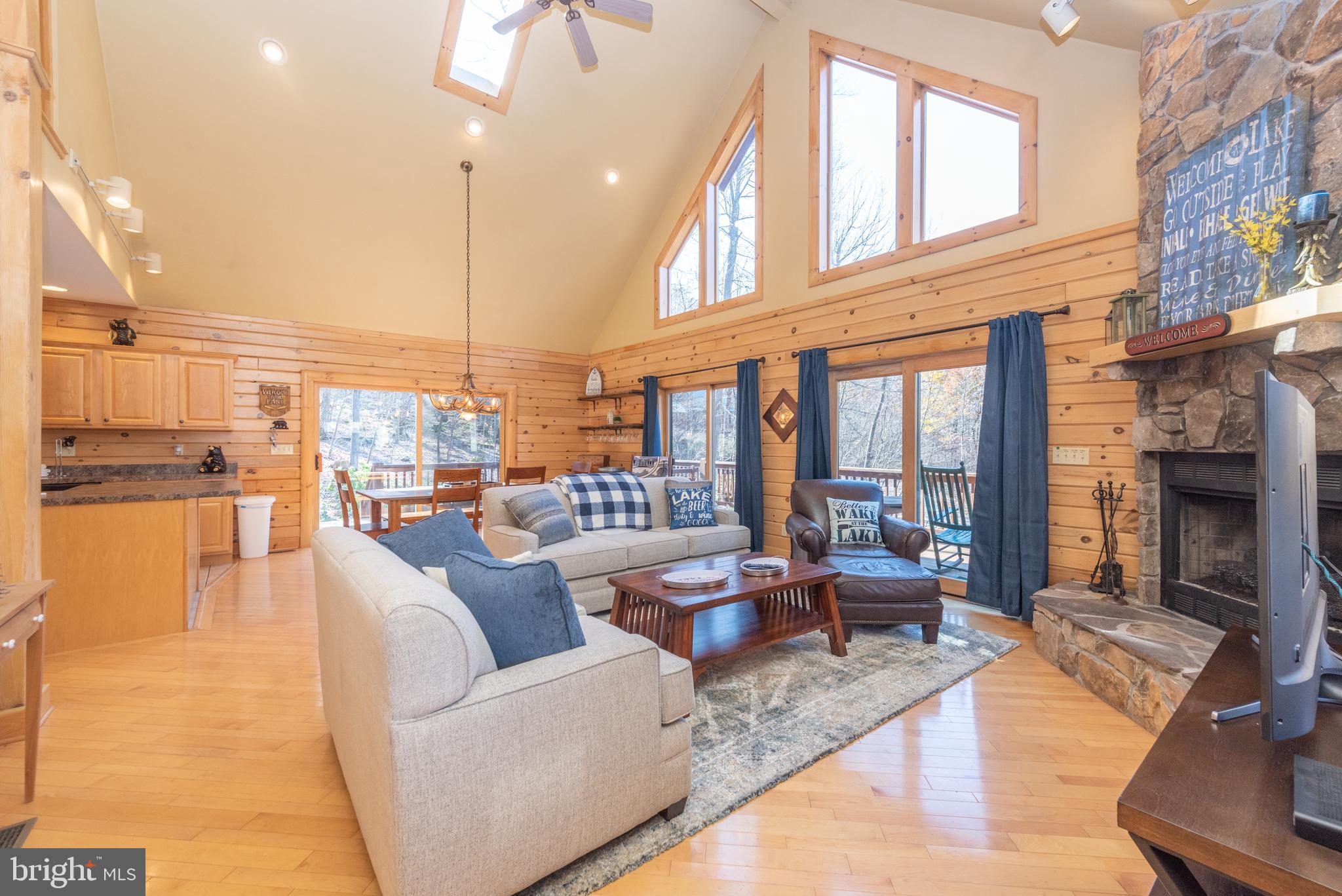 GALLATIN WOODS - Residential