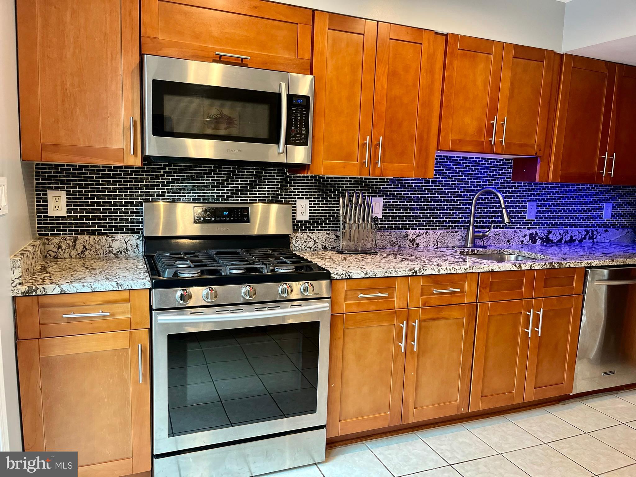 THE COLONY - Residential