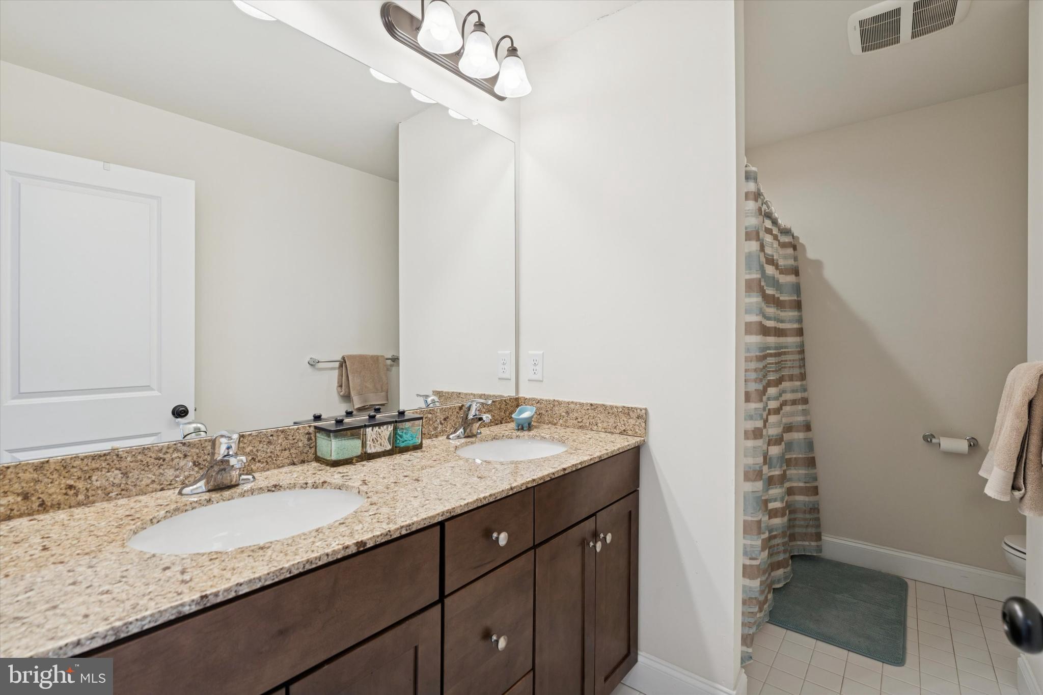 CROSSING AT BAILEY S - Residential