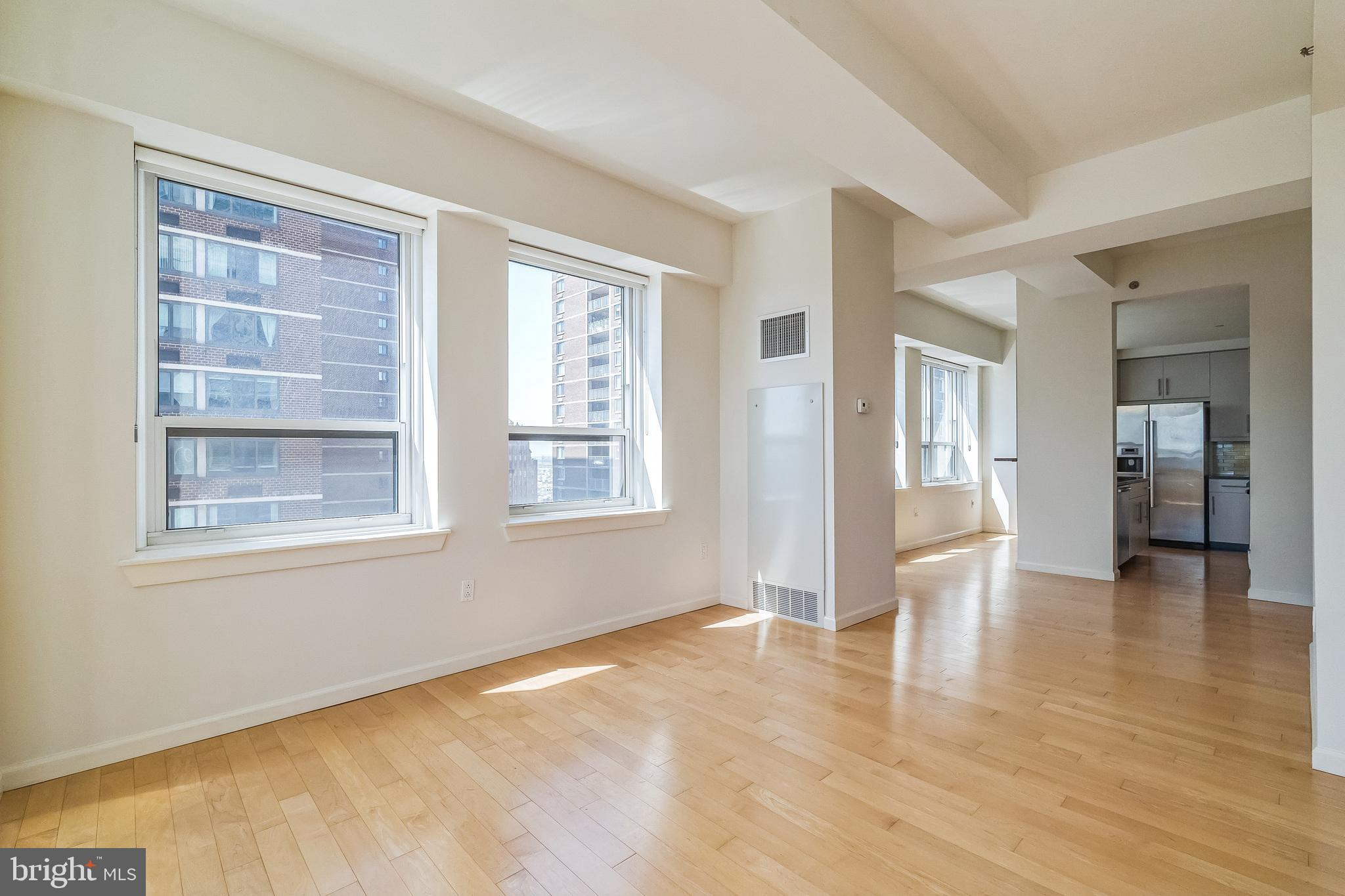1425 LOCUST STREET 24B