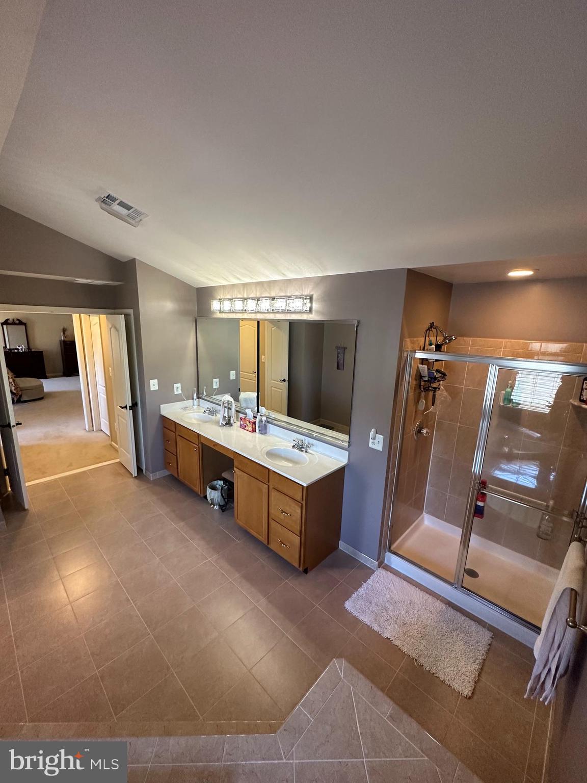 BELMONT LAND BAY - Residential