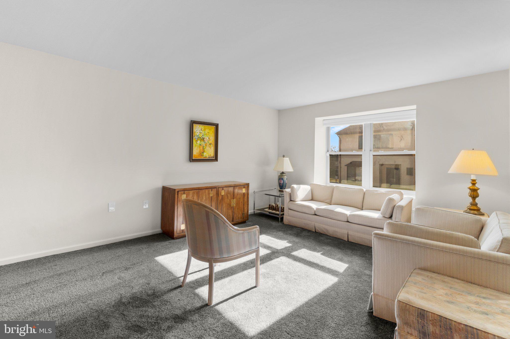 TWELVE TREES - Residential