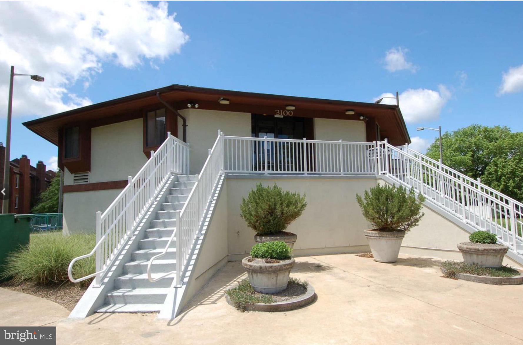 TREEBROOKE CONDOMINIUM - Residential Lease