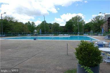 TREEBROOKE CONDOMINIUM - Residential Lease