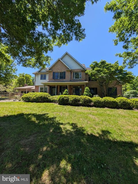 Homes For Sale - 21615 Ridenour Road<br/> BOONSBORO, MD 21713