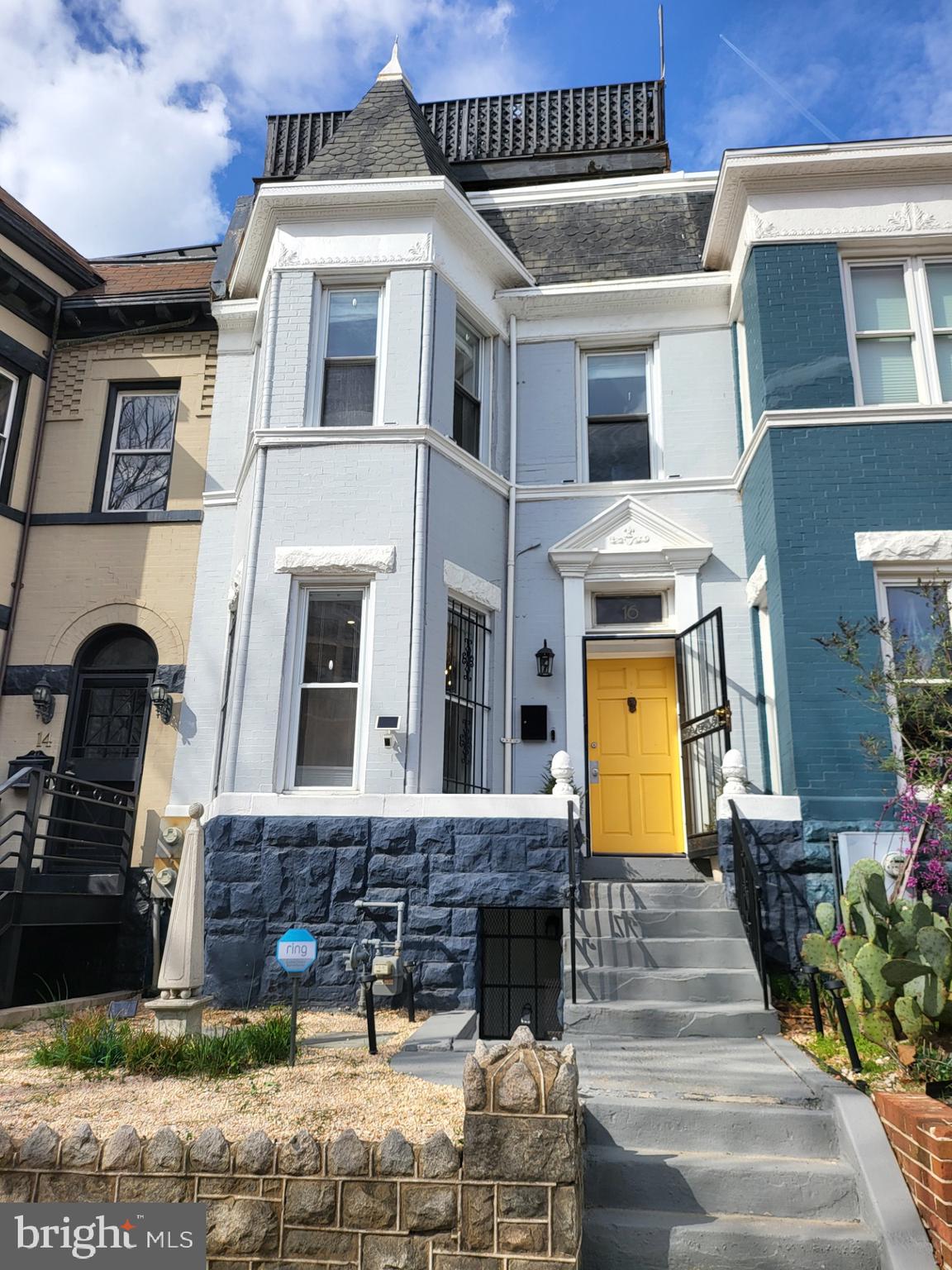 16 Q STREET NE