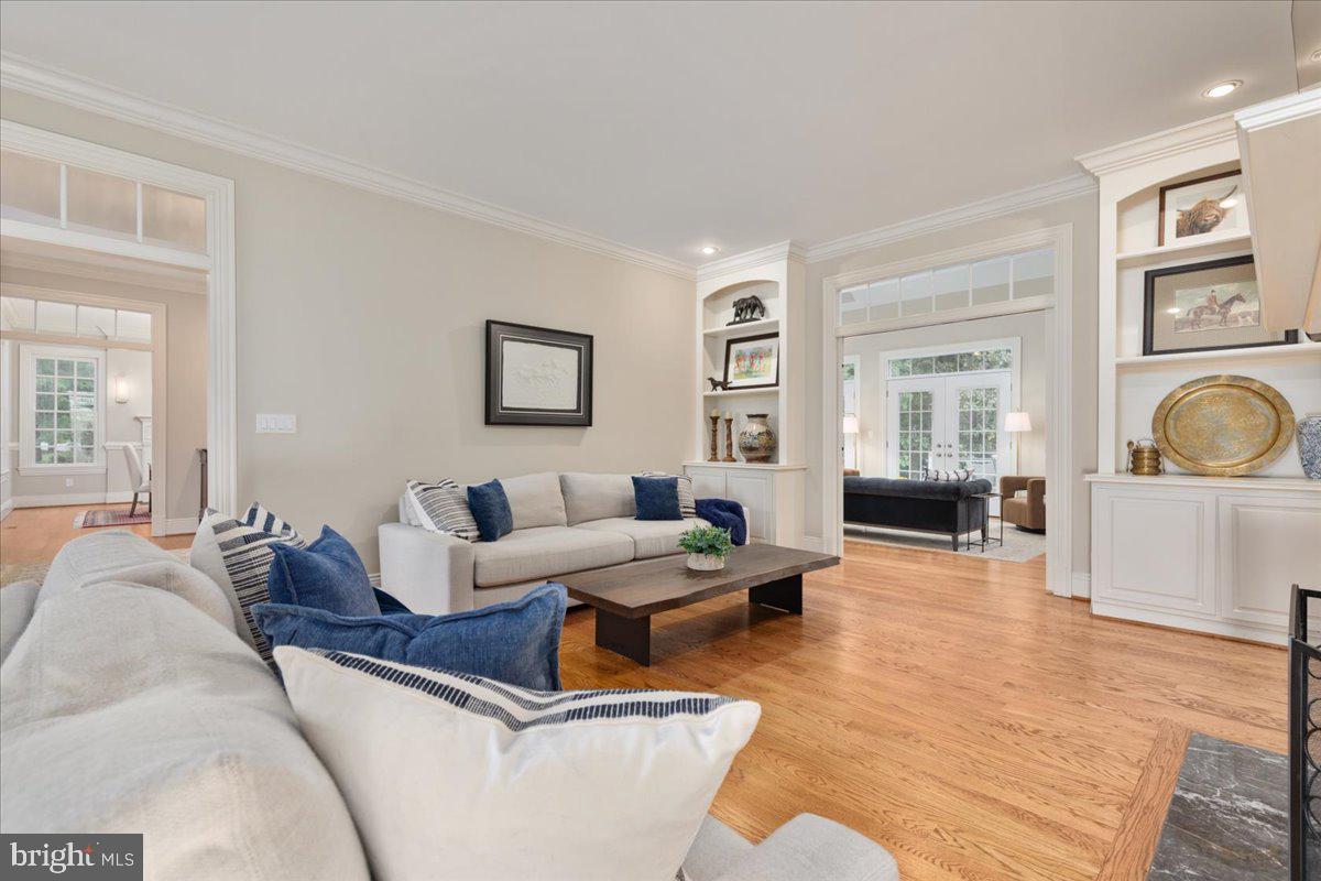 LAKE MANASSAS - Residential