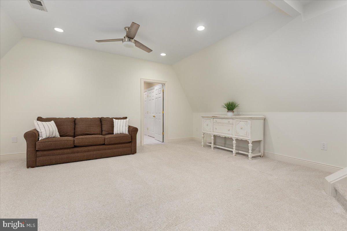LAKE MANASSAS - Residential