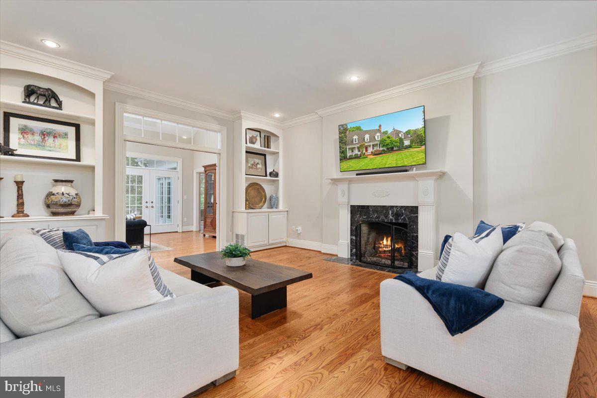 LAKE MANASSAS - Residential