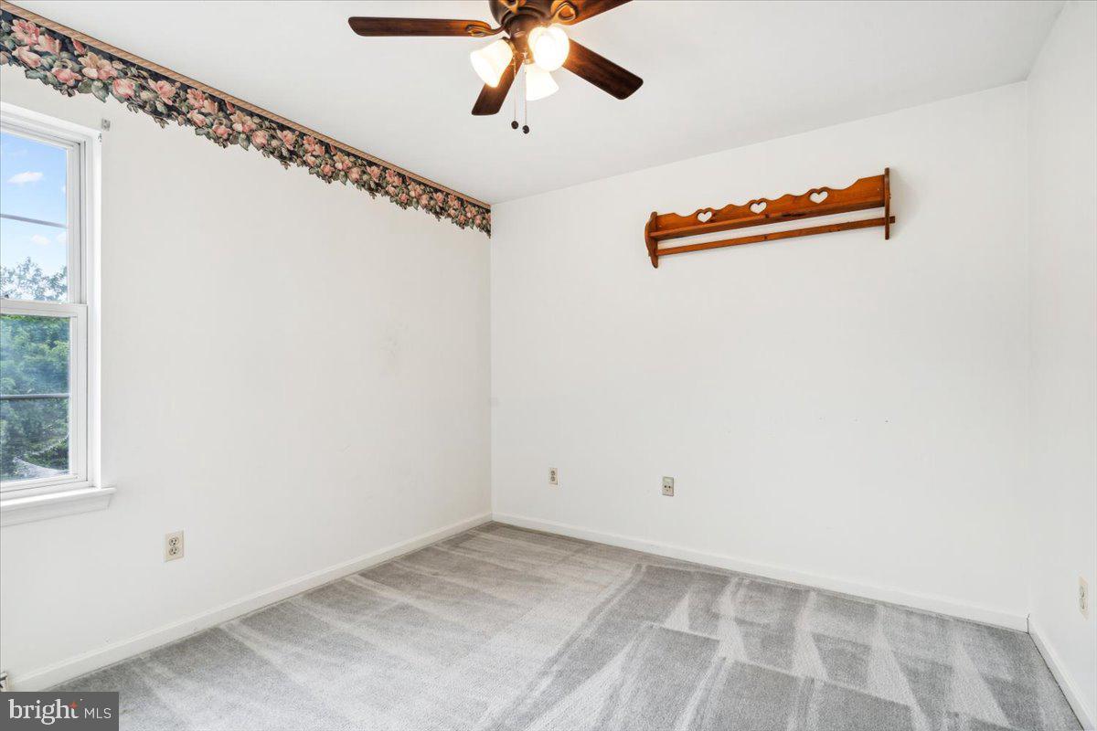 WELLINGTON TRACE - Residential