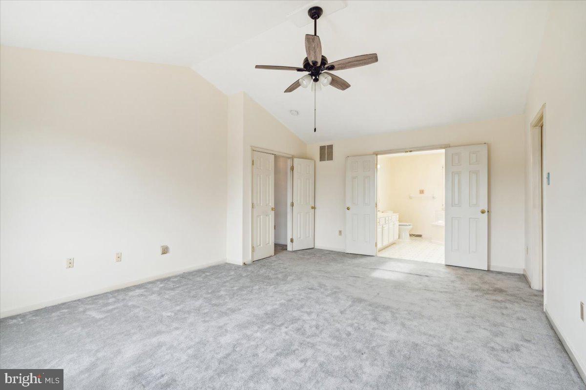 WELLINGTON TRACE - Residential