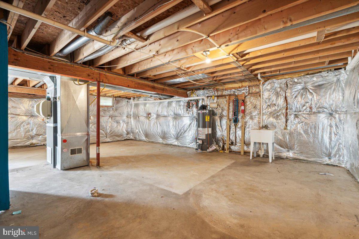 WELLINGTON TRACE - Residential