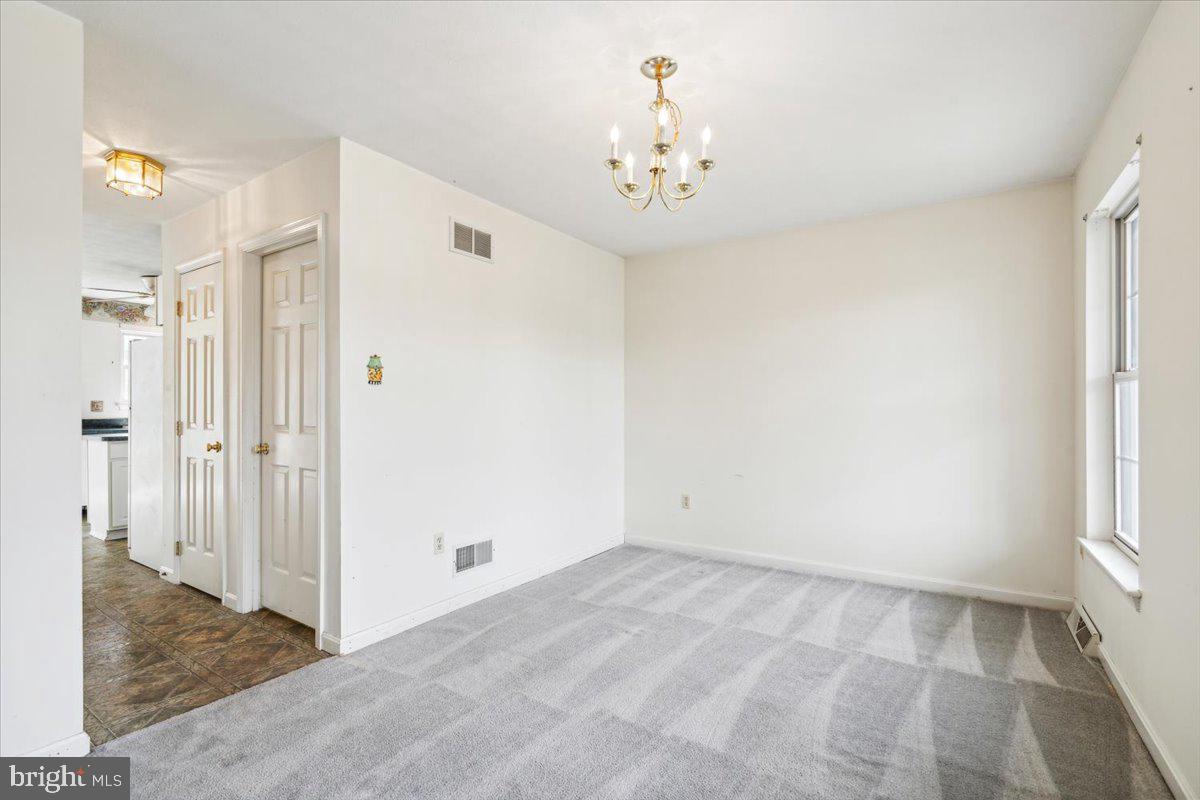 WELLINGTON TRACE - Residential