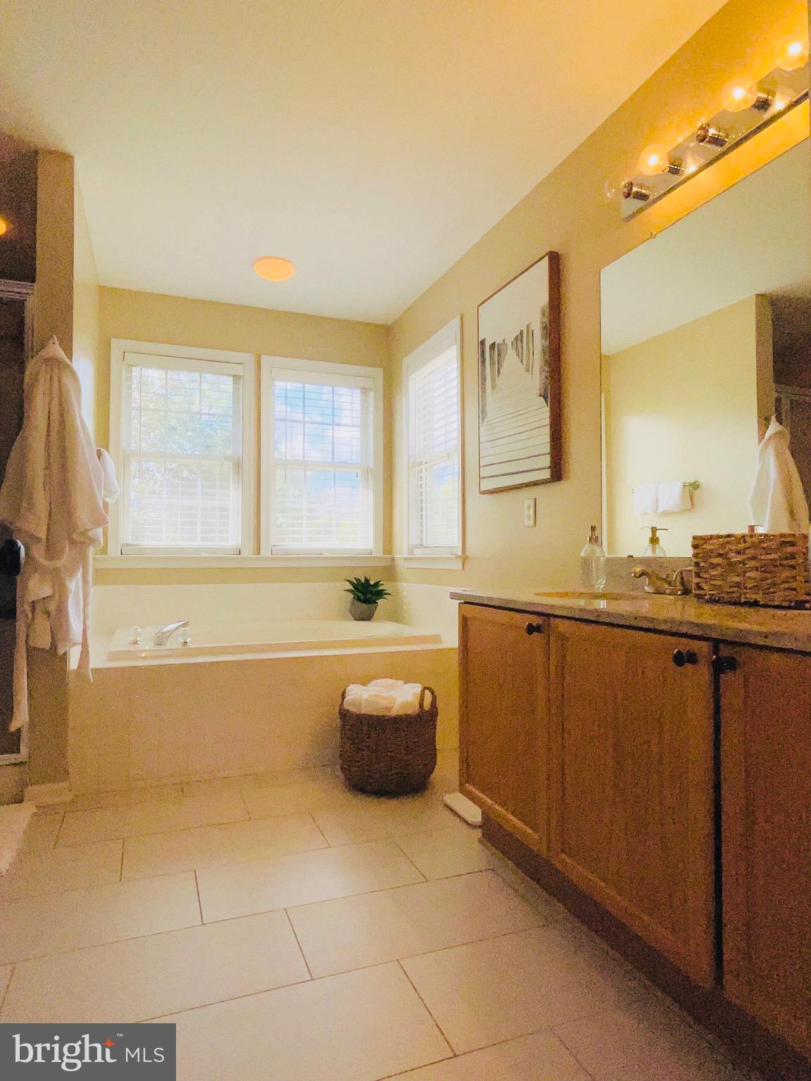 STONEBRIDGE - Residential