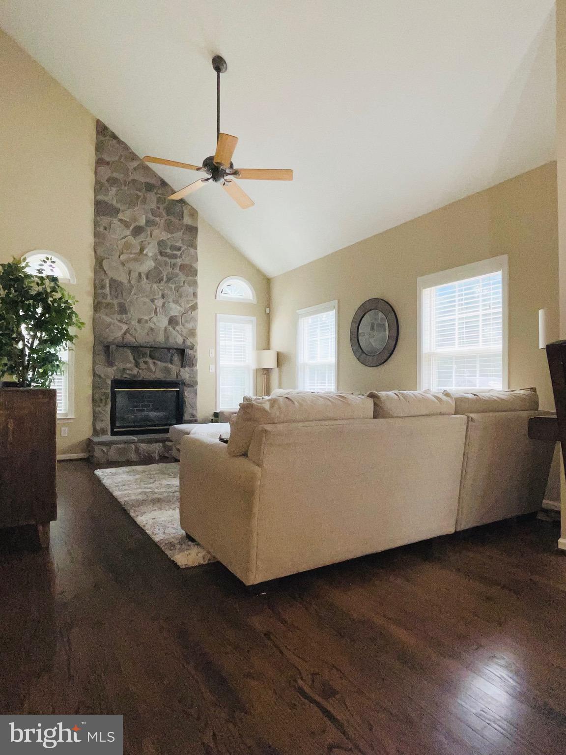 STONEBRIDGE - Residential