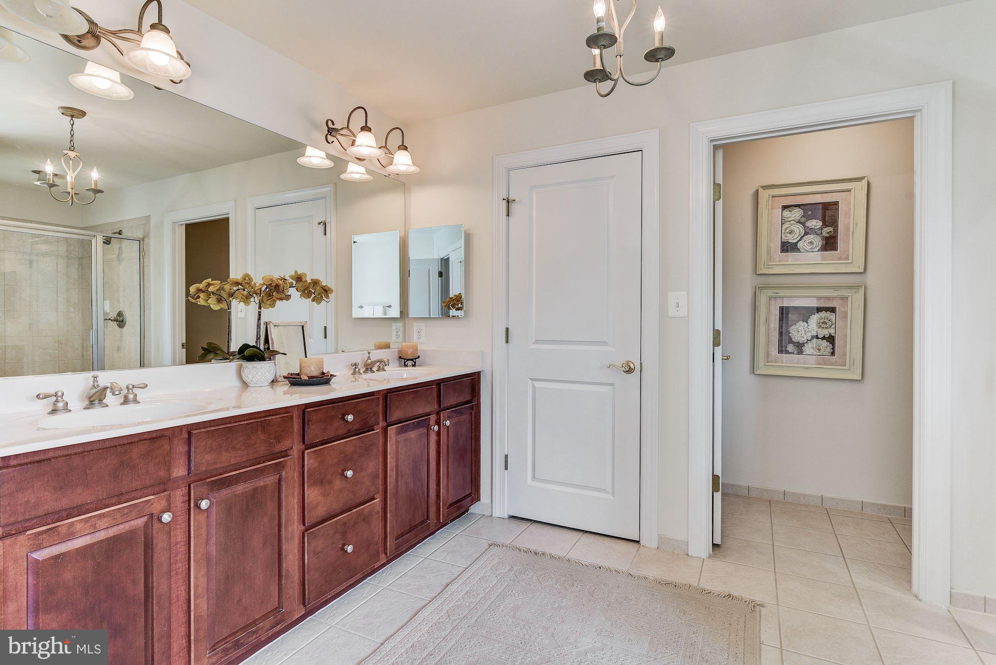 ELLICOTT HILLS - Residential