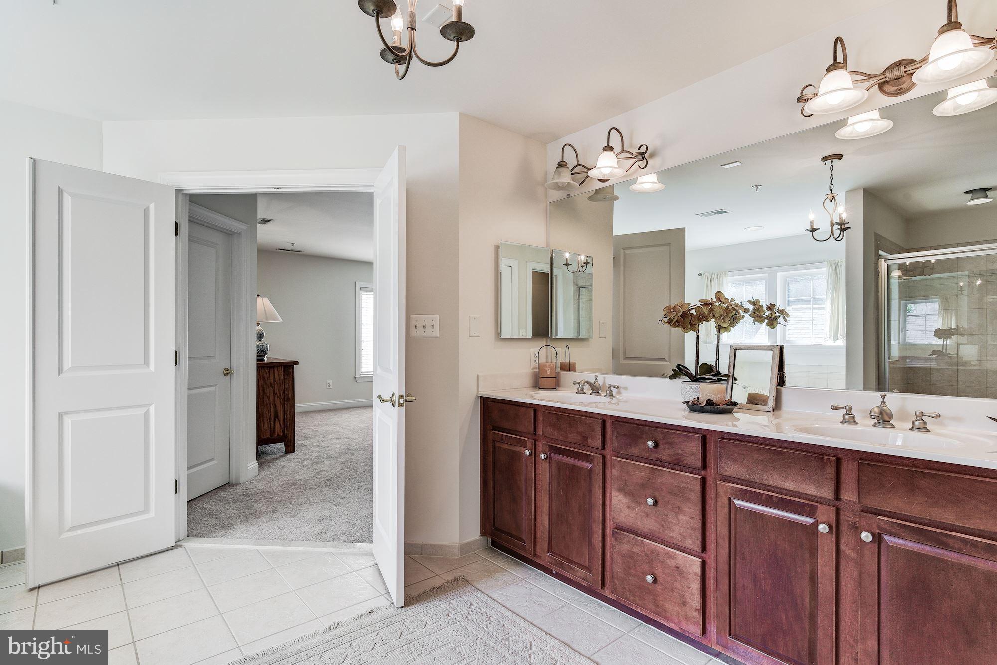 ELLICOTT HILLS - Residential